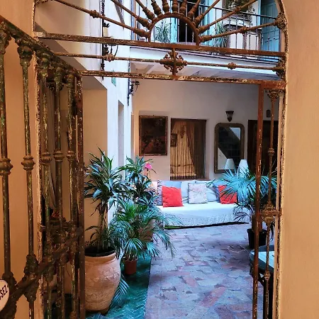 Casa Del Buen Viaje - Taranto Guest house Seville